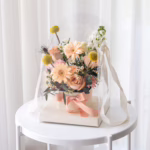 Classic Shine – Flower Arrangement In Small Clear Box