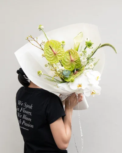 Emerald Thyme – A Touch of Nature Bouquet