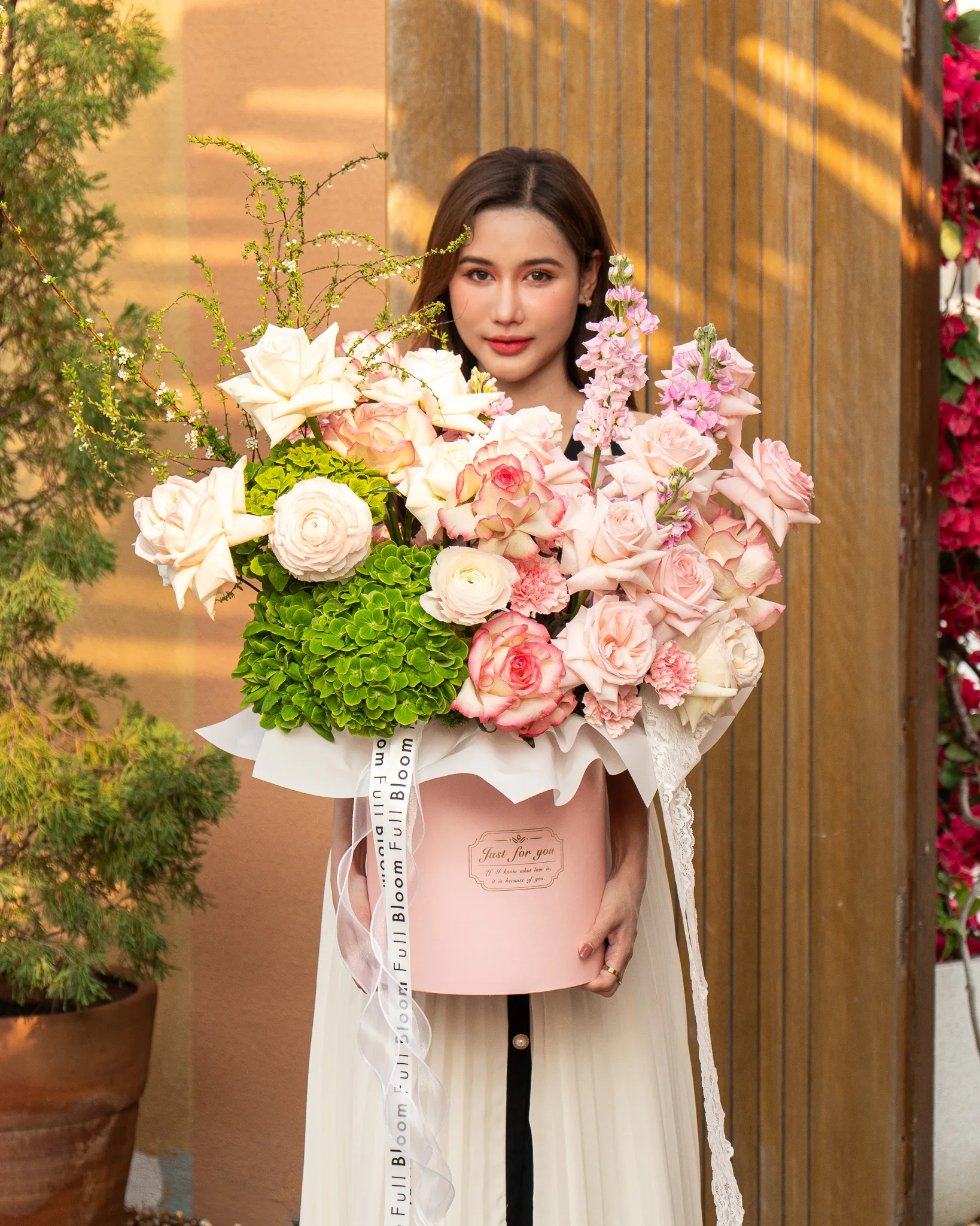 The Boldest Obsession - Signature Pink Box - Image 2